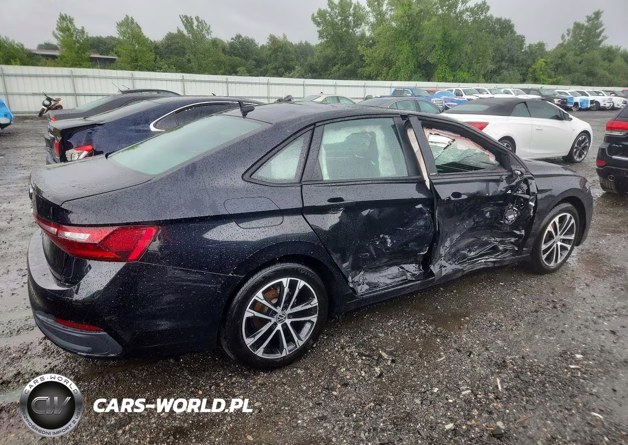 2025 Volkswagen Jetta Sport VIN:3VWBX7BU1SM077566 - 3