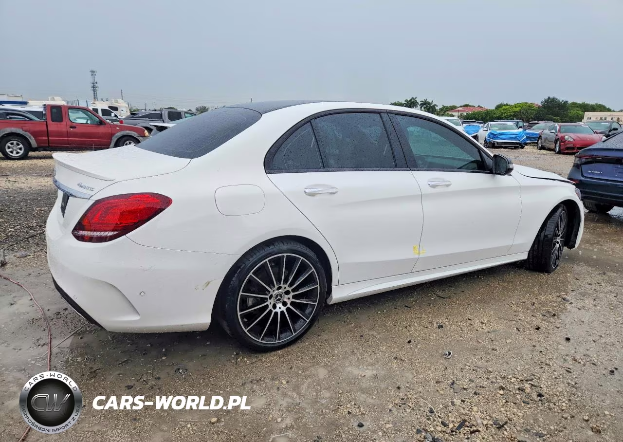 2020 Mercedes-Benz C 300 4Matic VIN:55SWF8EB8LU323430 - 3