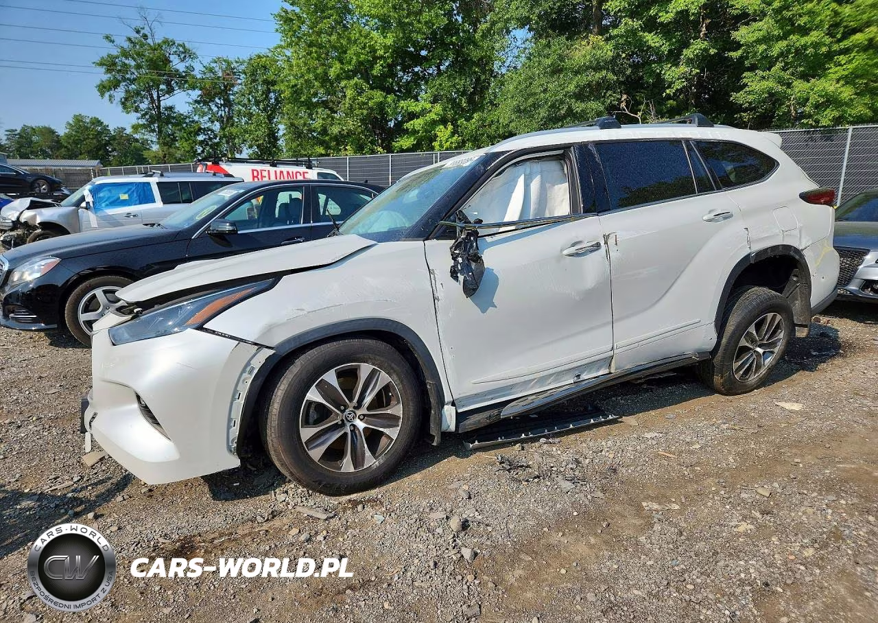 2022 Toyota Highlander Xle – zdjęcie 1 z 13