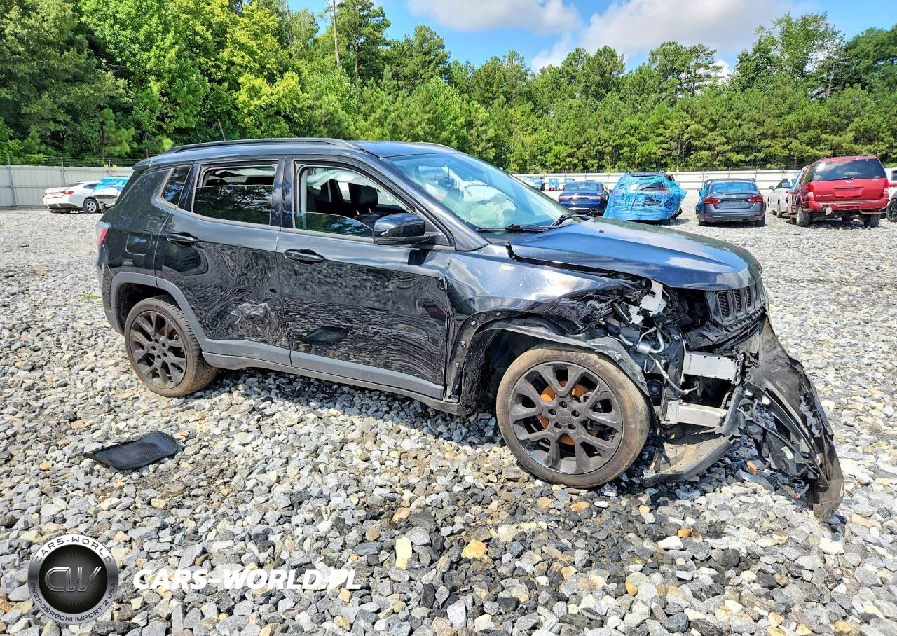 2019 Jeep Compass Limited VIN:3C4NJDCB8KT672742 - 4