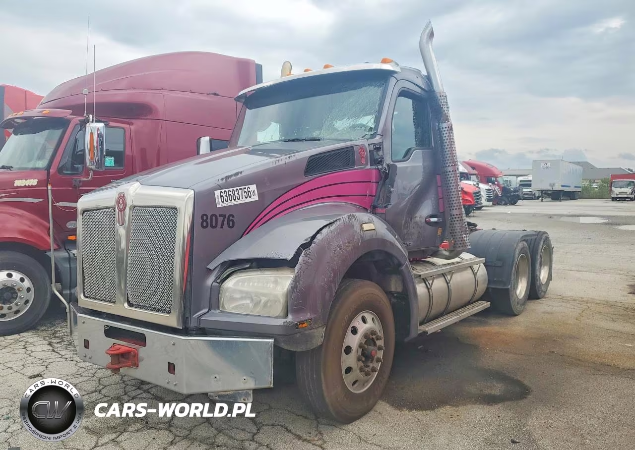 2017 Kenworth T800 Semi Truck