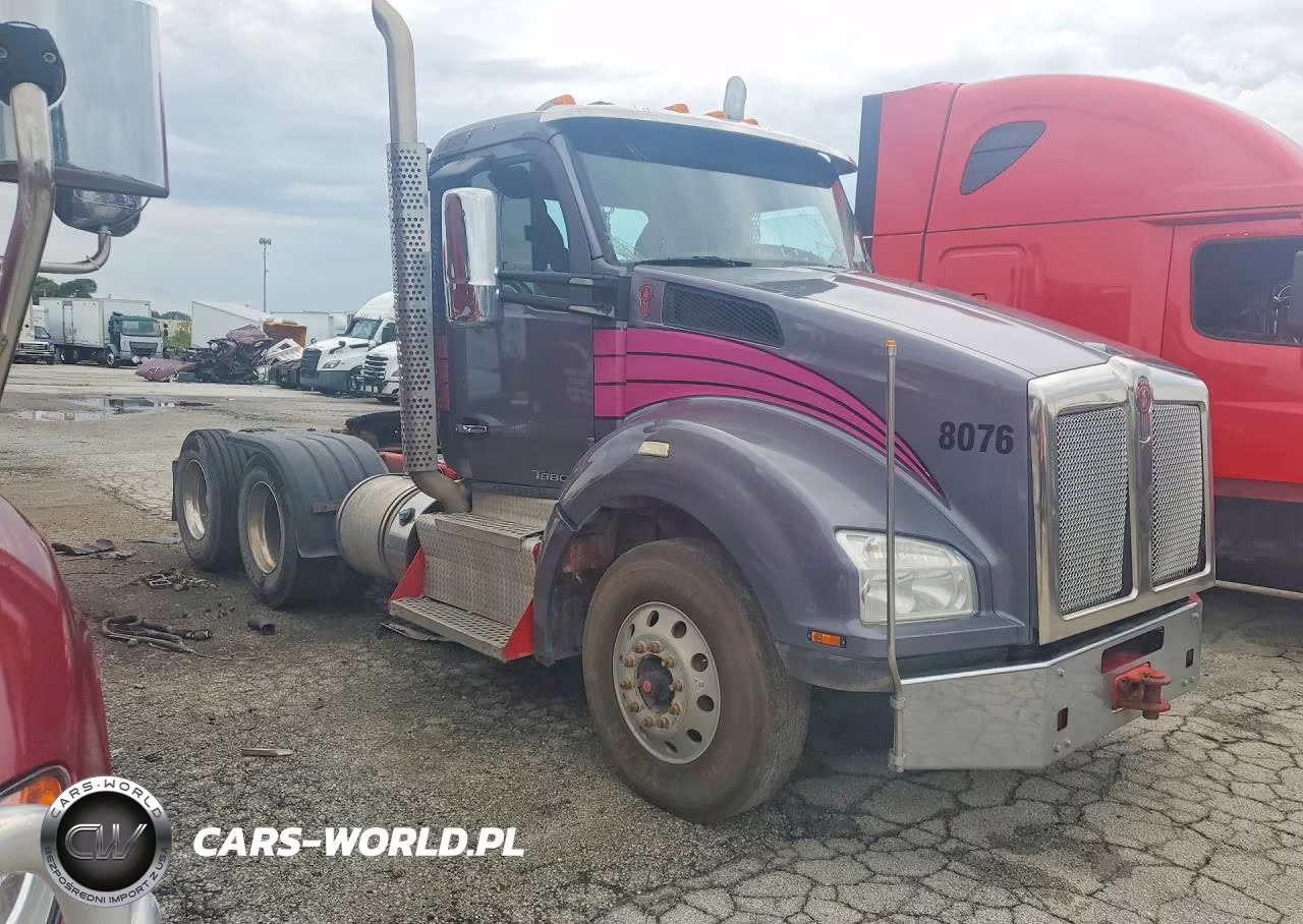 2017 Kenworth T800 Semi Truck VIN:1XKZDP9X1HJ170172 - 4