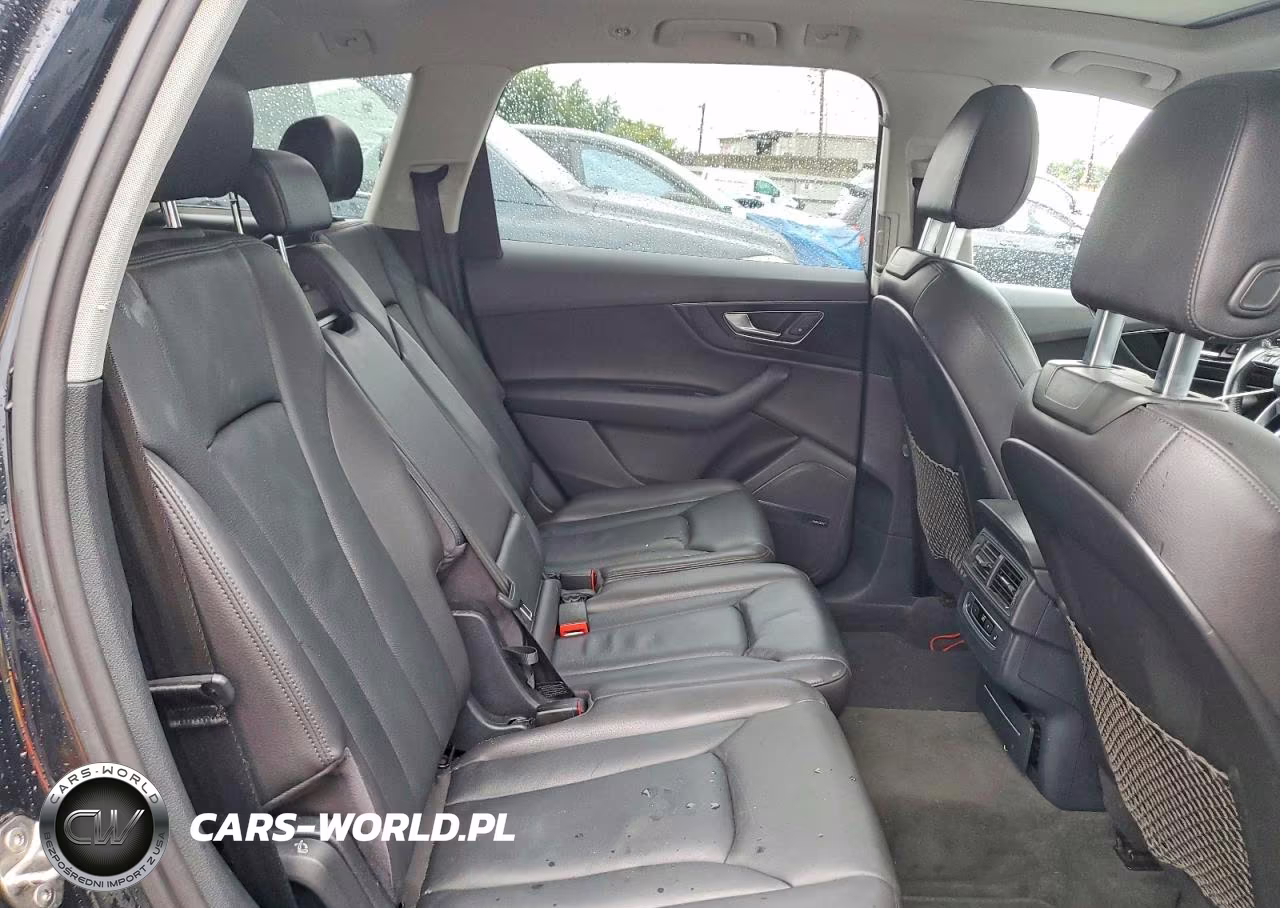 2017 Audi Q7 Premium Plus VIN:WA1LAAF78HD004865 - 11