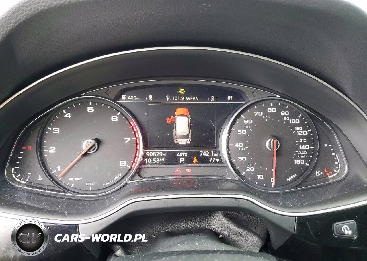 2017 Audi Q7 Premium Plus VIN:WA1LAAF78HD004865 - 9