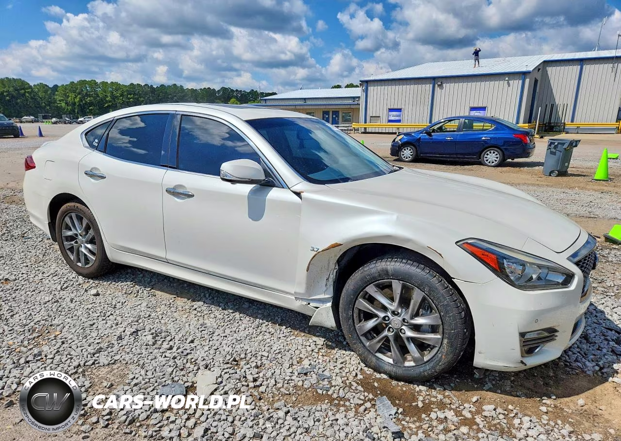 2015 Infiniti Q70 3.7 VIN:JN1BY1AR5FM560976 - 4