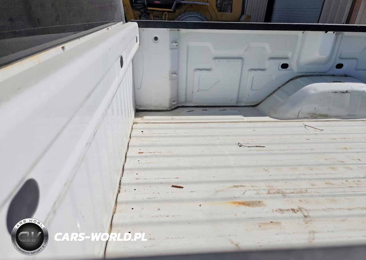 2019 Chevrolet Silverado C1500 VIN:3GCNWAEH2KG180444 - 10