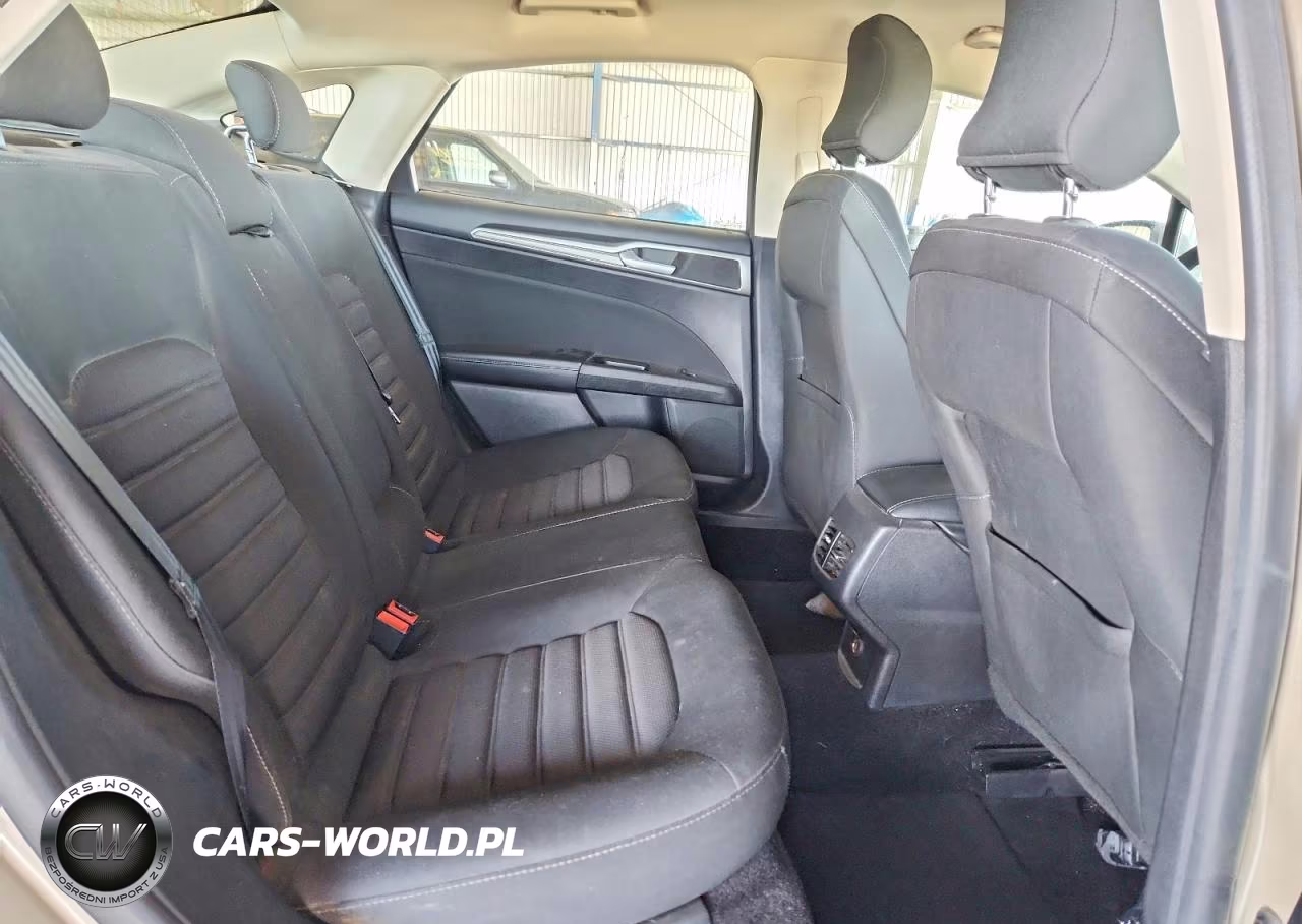 2017 Ford Fusion Se VIN:3FA6P0HD0HR275737 - 10
