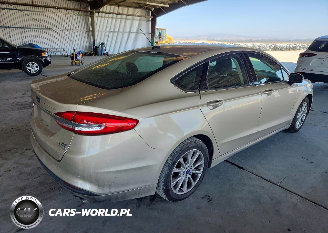 2017 Ford Fusion Se VIN:3FA6P0HD0HR275737 - 3