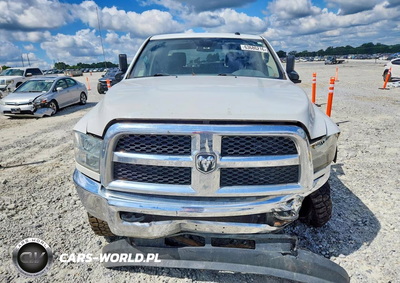 2018 Ram 2500 St VIN:3C6UR5HL5JG180518 - 5