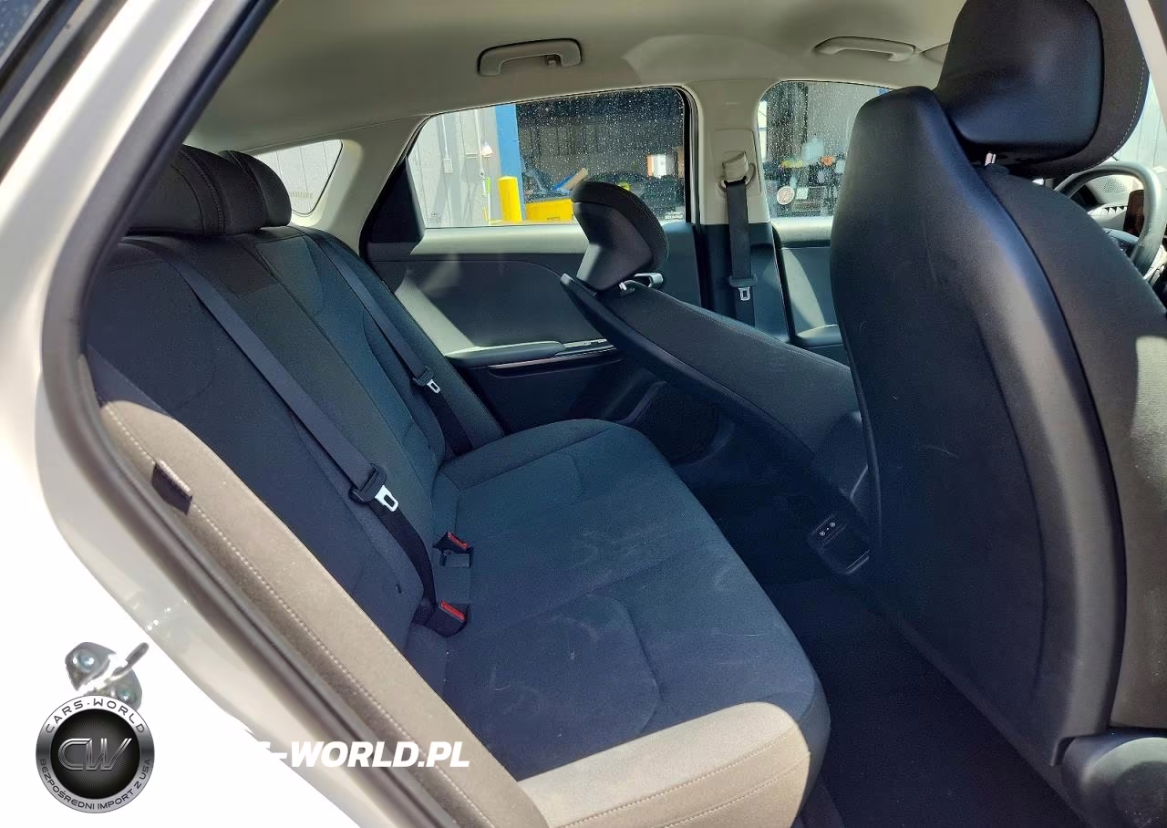 2026 Kia K4 Lxs VIN:3KPFT4DE5TE299351 - 10