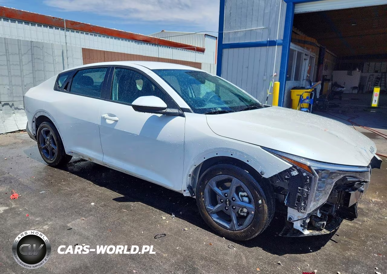 2026 Kia K4 Lxs VIN:3KPFT4DE5TE299351 - 4