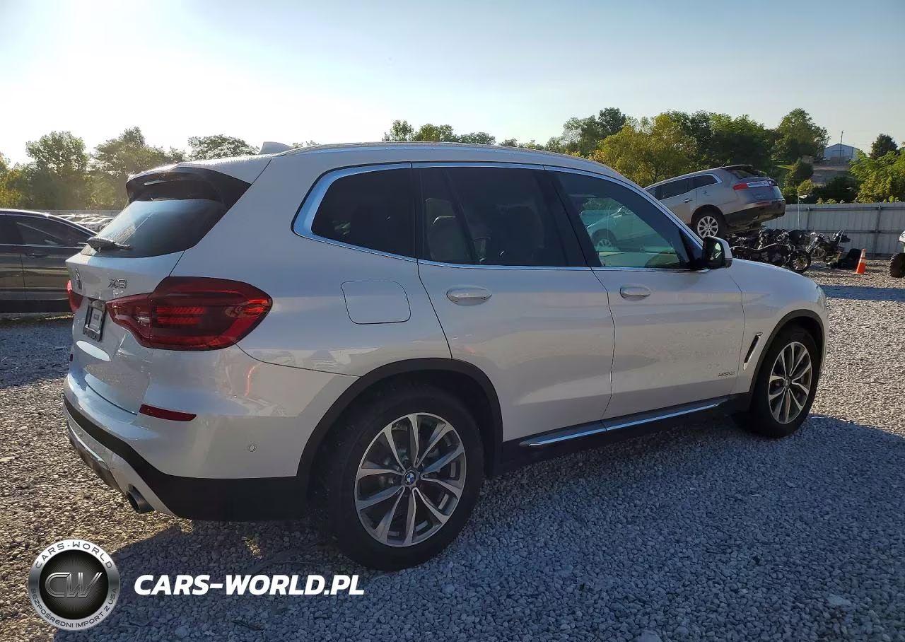 2018 BMW X3 xDrive30I VIN:5UXTR9C53JLC75569 - 3
