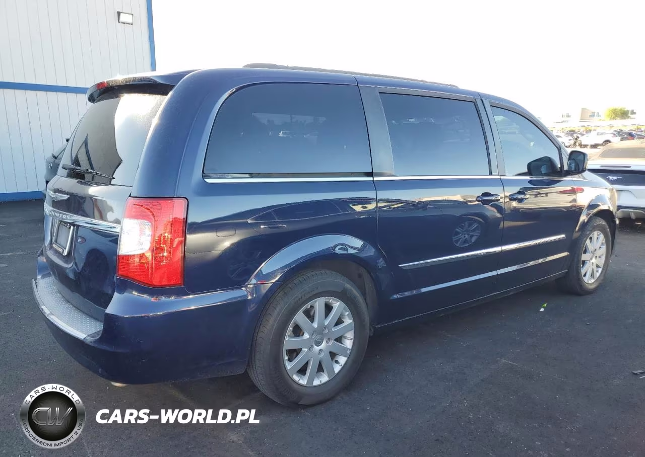 2013 Chrysler Town & Country Touring VIN:2C4RC1BG3DR711413 - 3