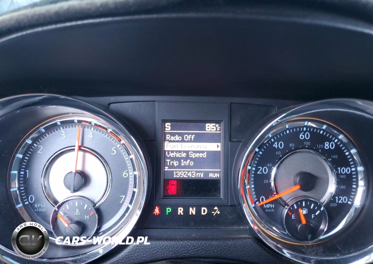 2013 Chrysler Town & Country Touring VIN:2C4RC1BG3DR711413 - 9