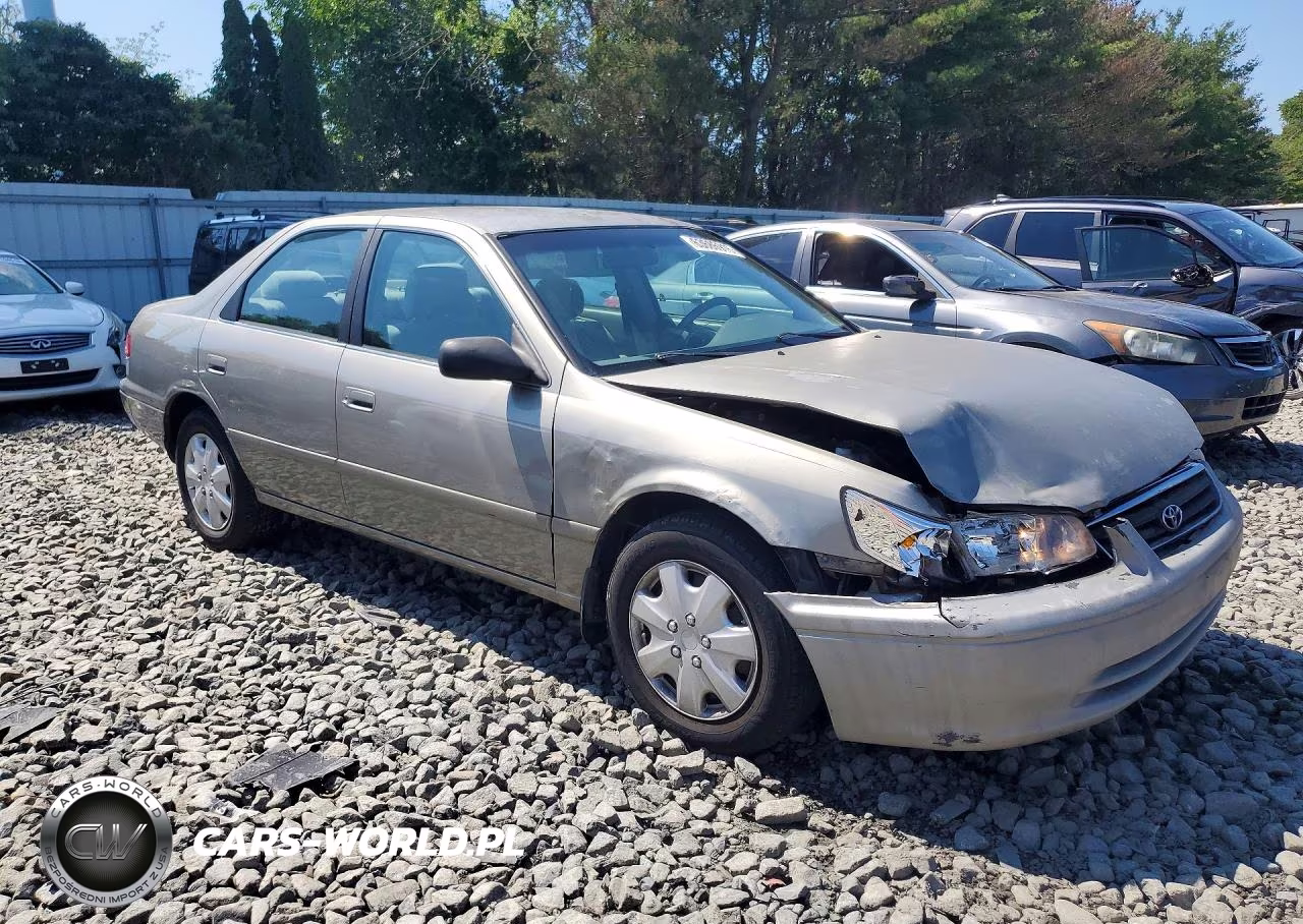 2000 Toyota Camry Le VIN:JT2BG22K4Y0419357 - 4