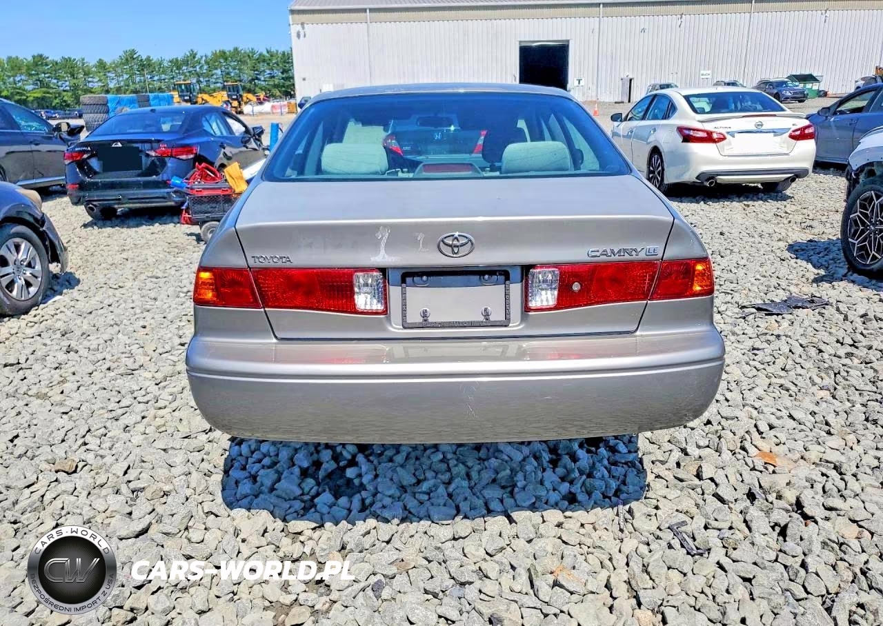 2000 Toyota Camry Le VIN:JT2BG22K4Y0419357 - 6