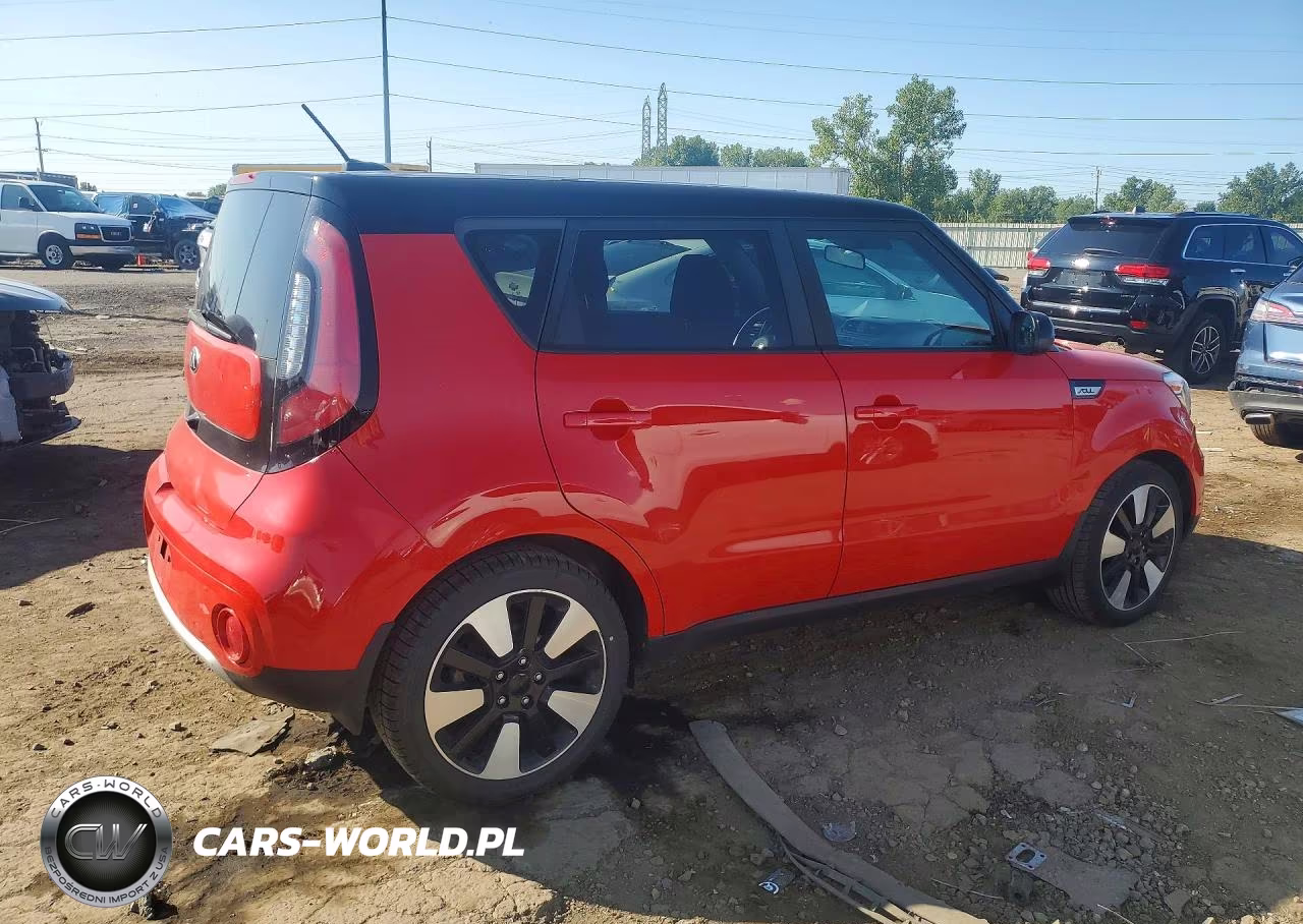 2018 Kia Soul + VIN:KNDJP3A5XJ7556739 - 3