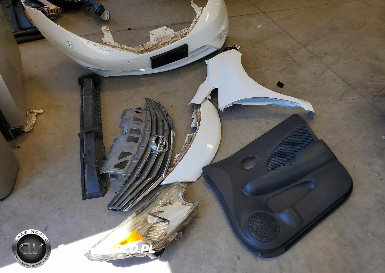 2016 Nissan Versa Note Sv VIN:3N1CE2CP0GL372411 - 13