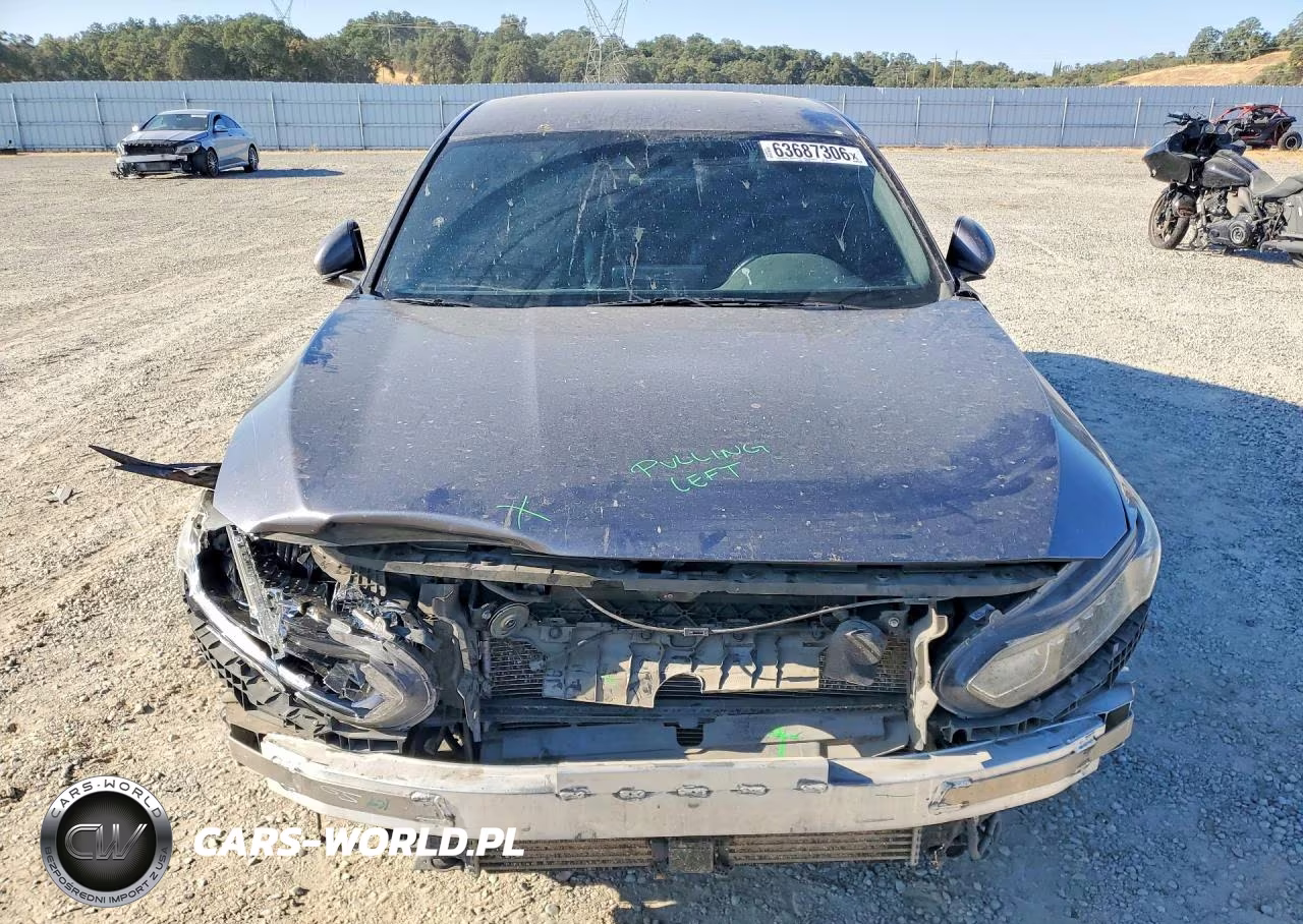 2018 Honda Accord Sport VIN:1HGCV1F34JA228232 - 5
