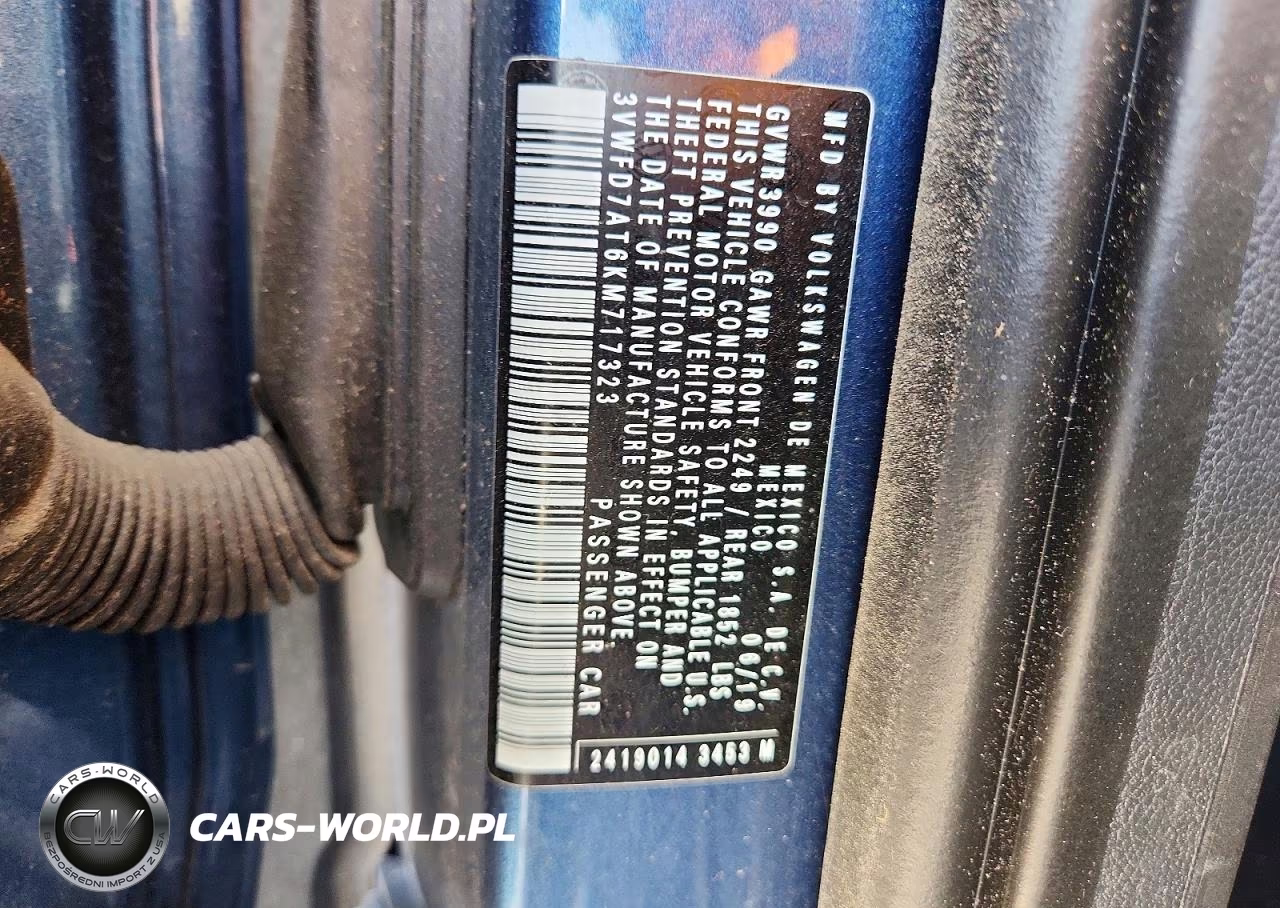 2019 Volkswagen Beetle S VIN:3VWFD7AT6KM717323 - 12
