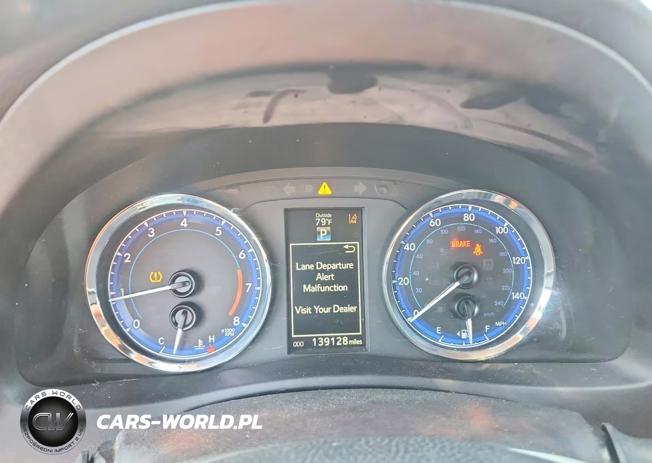 2017 Toyota Corolla Se VIN:5YFBURHE7HP733617 - 9