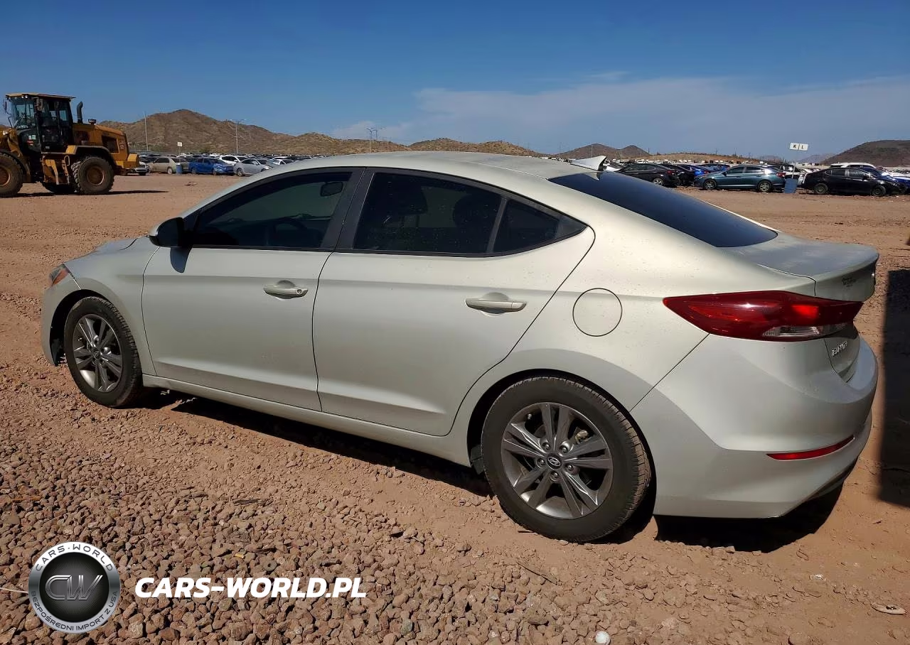 2018 Hyundai Elantra Sel VIN:KMHD84LF2JU622820 - 2