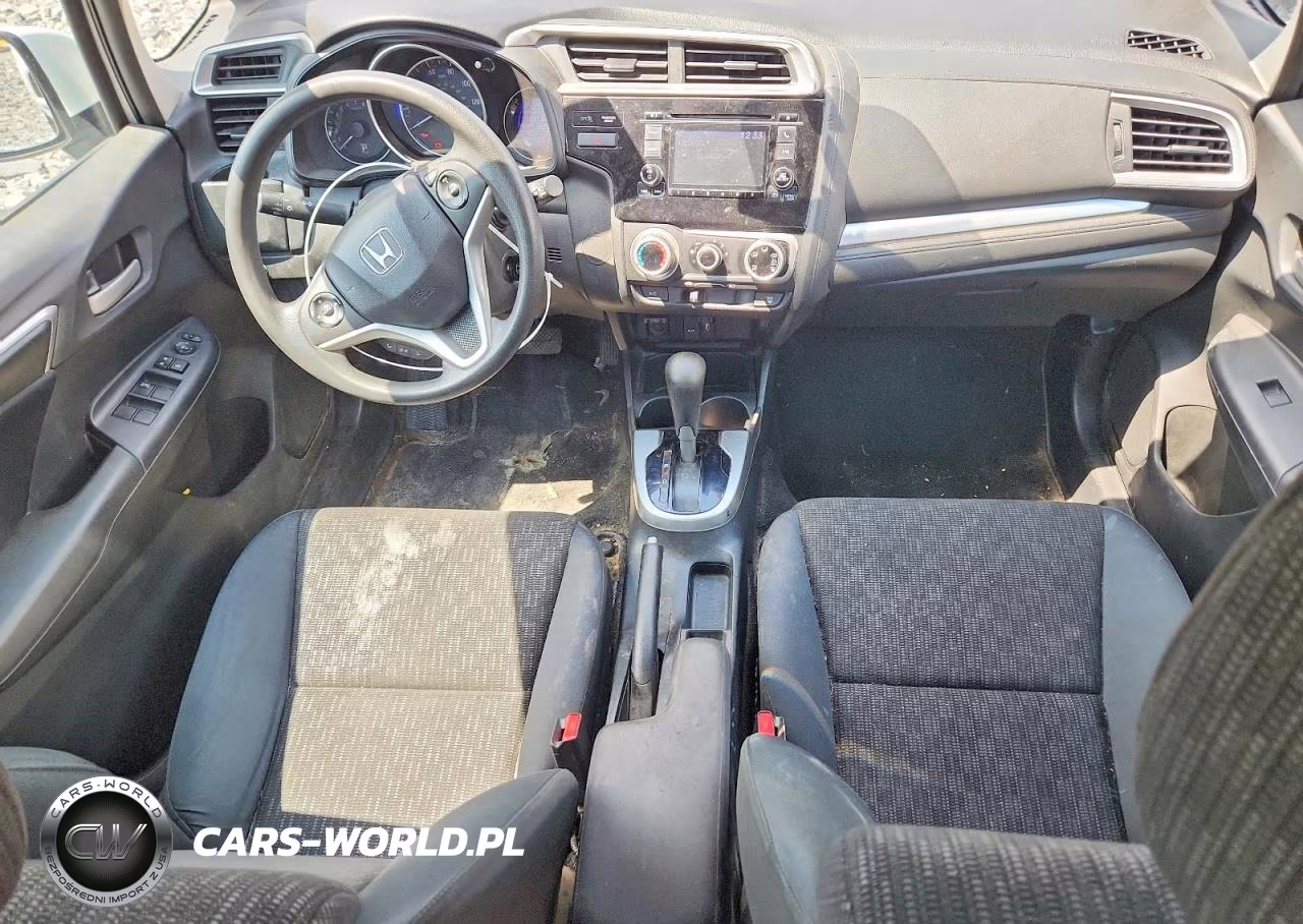 2015 Honda Fit Lx VIN:3HGGK5H59FM716425 - 8