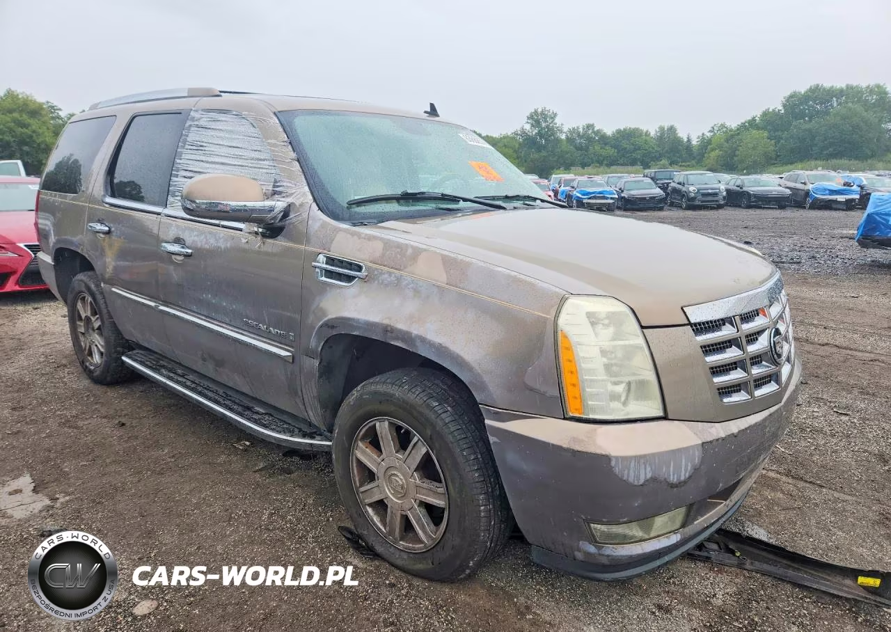 2007 Cadillac Escalade Luxury VIN:1GYFK63837R156333 - 4