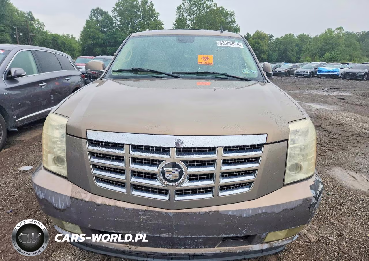 2007 Cadillac Escalade Luxury VIN:1GYFK63837R156333 - 5