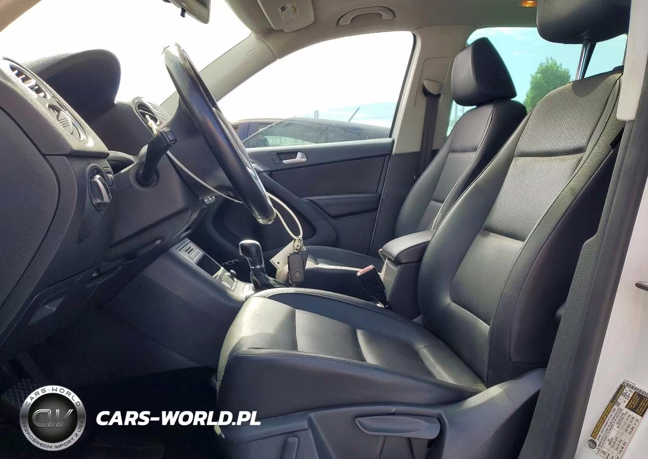 2014 Volkswagen Tiguan S VIN:WVGAV3AX4EW560199 - 7