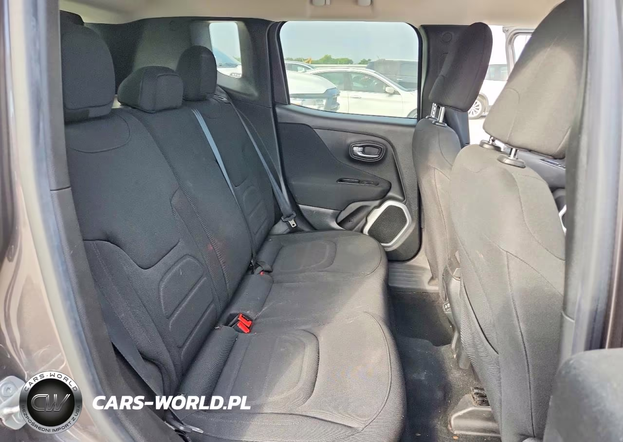 2018 Jeep Renegade Latitude VIN:ZACCJABB1JPJ58855 - 11