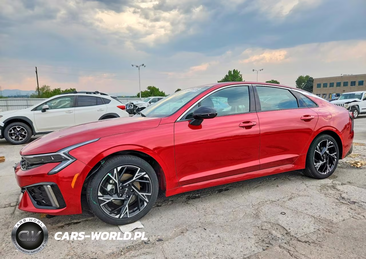 2025 Kia K5 Gt Line – zdjęcie 1 z 12