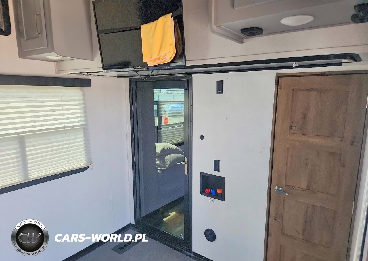 2021 Dutchman Fuzion Camper VIN:4YDF42732MF810076 - 6