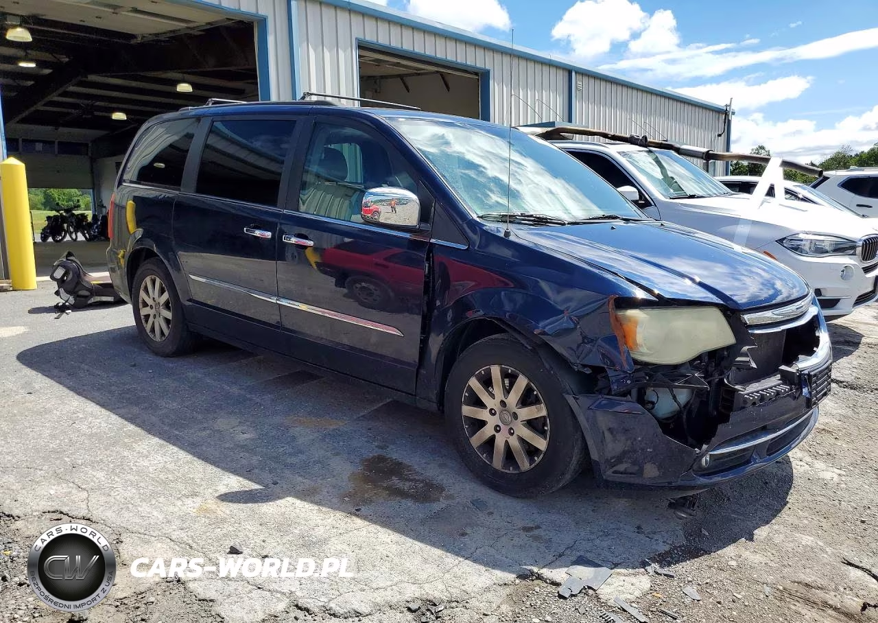 2012 Chrysler Town & Country Touring L VIN:2C4RC1CGXCR363803 - 4