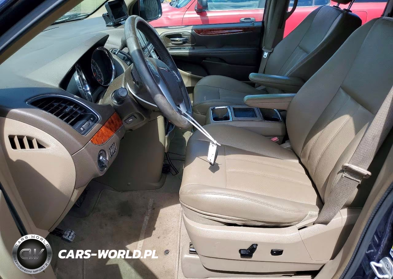 2012 Chrysler Town & Country Touring L VIN:2C4RC1CGXCR363803 - 7