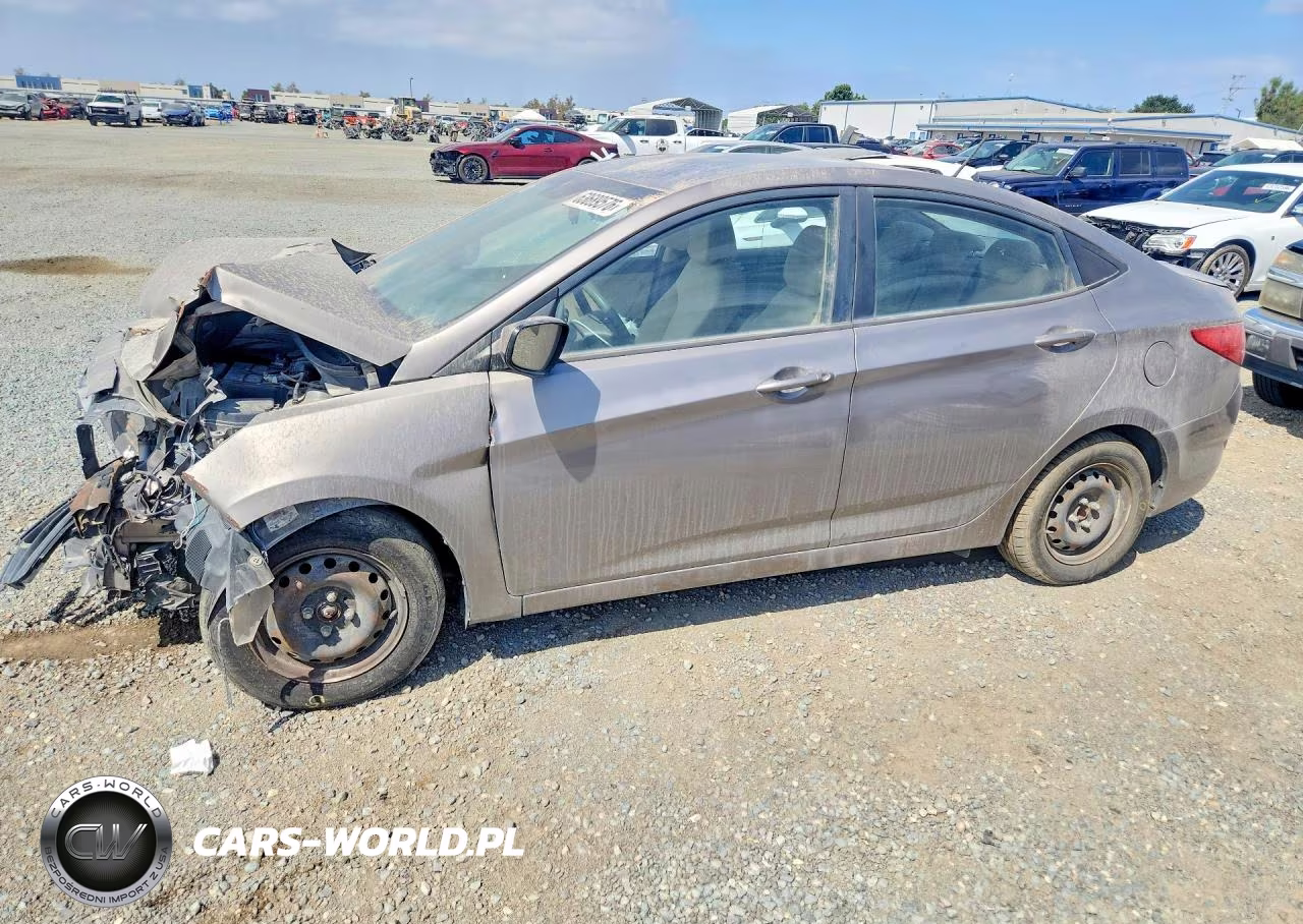 2013 Hyundai Accent Gls