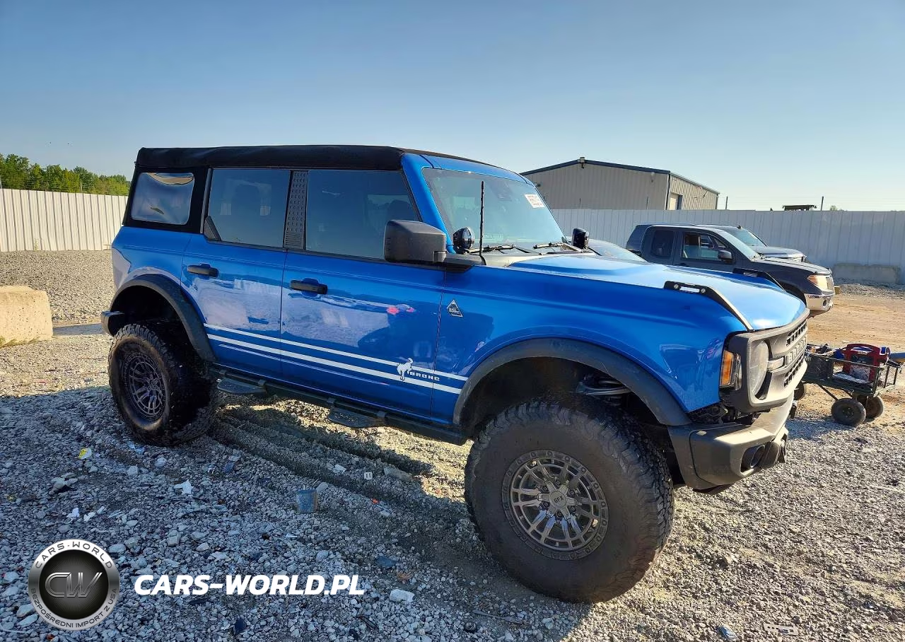 2023 Ford Bronco Base VIN:1FMDE5BH4PLB54475 - 4