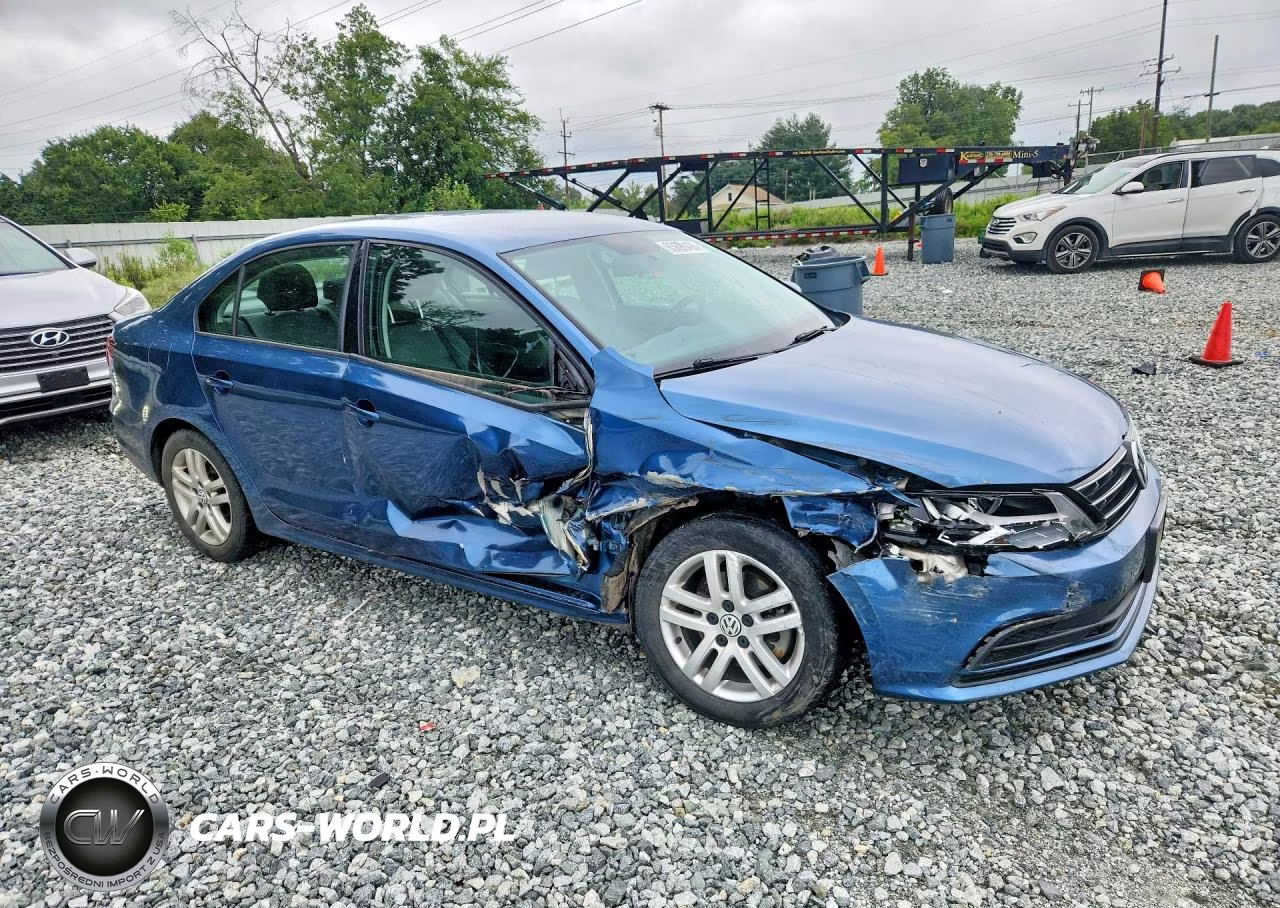 2018 Volkswagen Jetta S VIN:3VW167AJ7JM243898 - 4