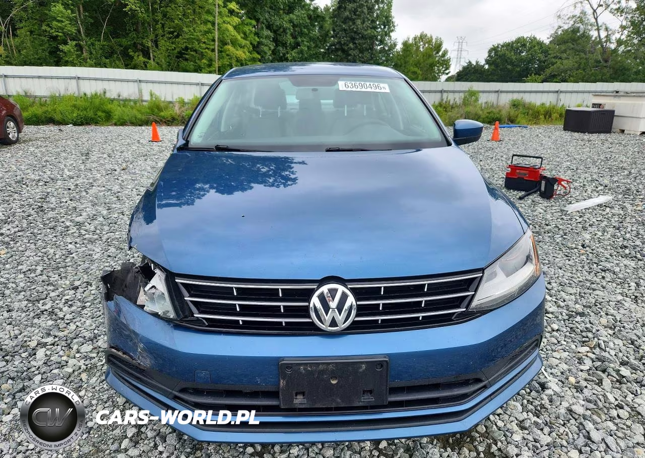 2018 Volkswagen Jetta S VIN:3VW167AJ7JM243898 - 5