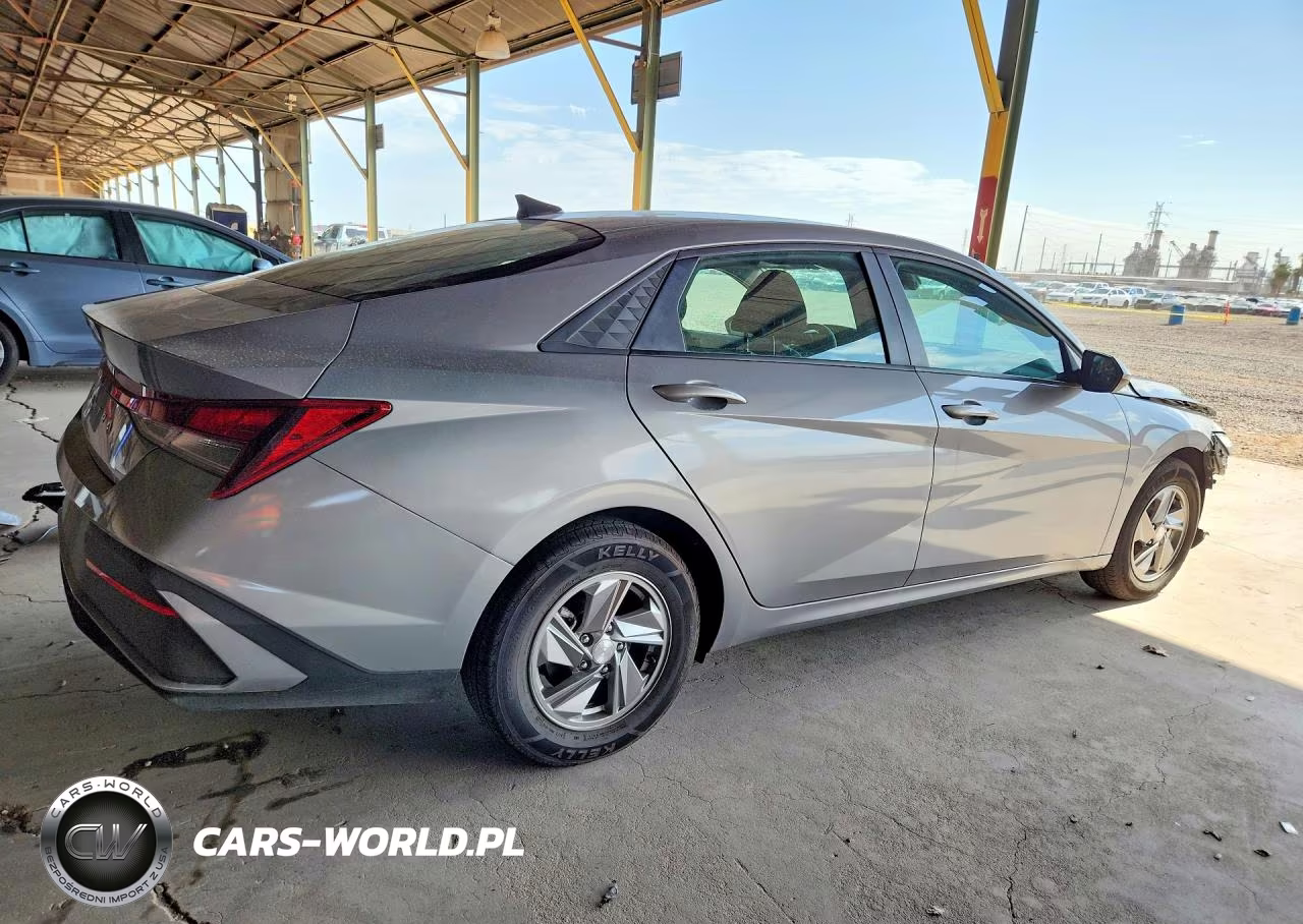 2025 Hyundai Elantra Se VIN:KMHLL4DG0SU008139 - 3