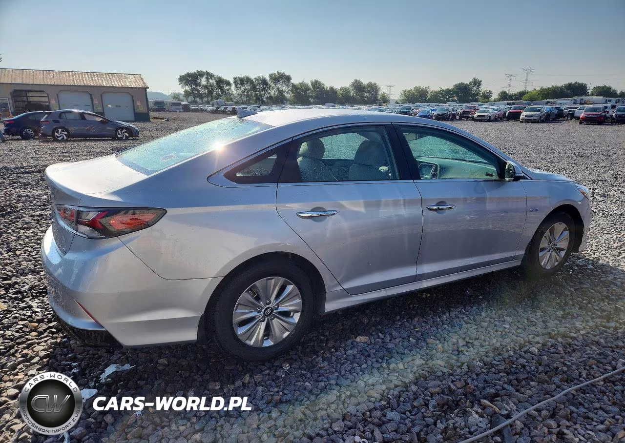 2018 Hyundai Sonata Hybrid Se VIN:KMHE24L30JA086771 - 3