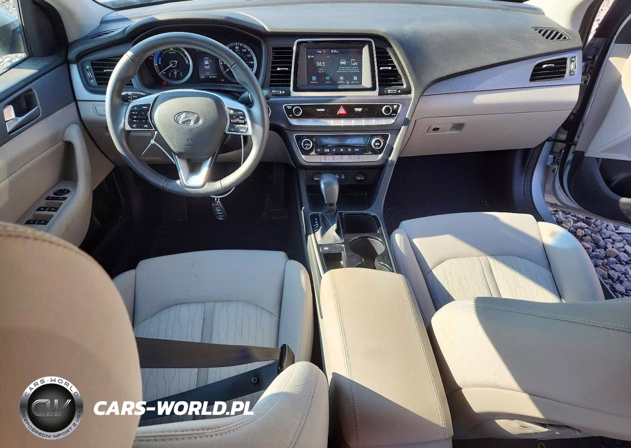 2018 Hyundai Sonata Hybrid Se VIN:KMHE24L30JA086771 - 8