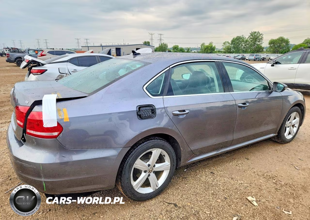 2012 Volkswagen Passat Se VIN:1VWBH7A31CC037786 - 3