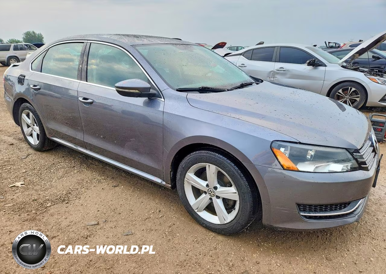2012 Volkswagen Passat Se VIN:1VWBH7A31CC037786 - 4