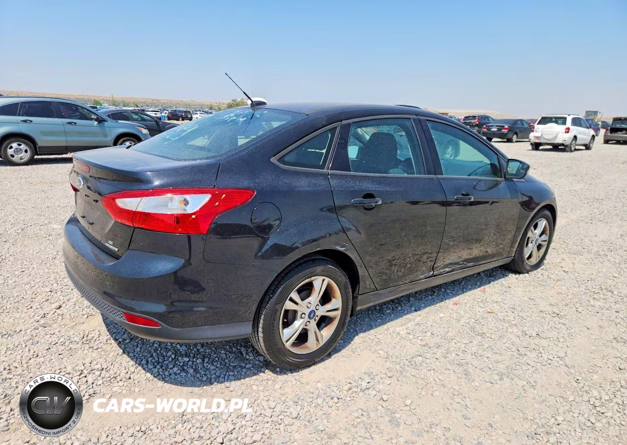 2013 Ford Focus Se VIN:1FADP3F2XDL212938 - 3