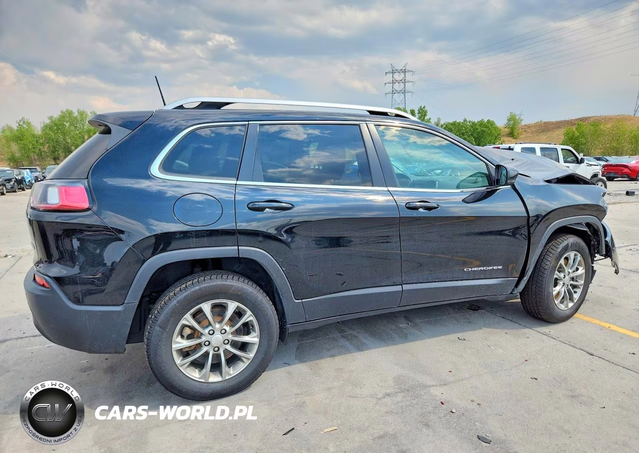 2019 Jeep Cherokee Latitude Plus VIN:1C4PJMLN6KD356037 - 3