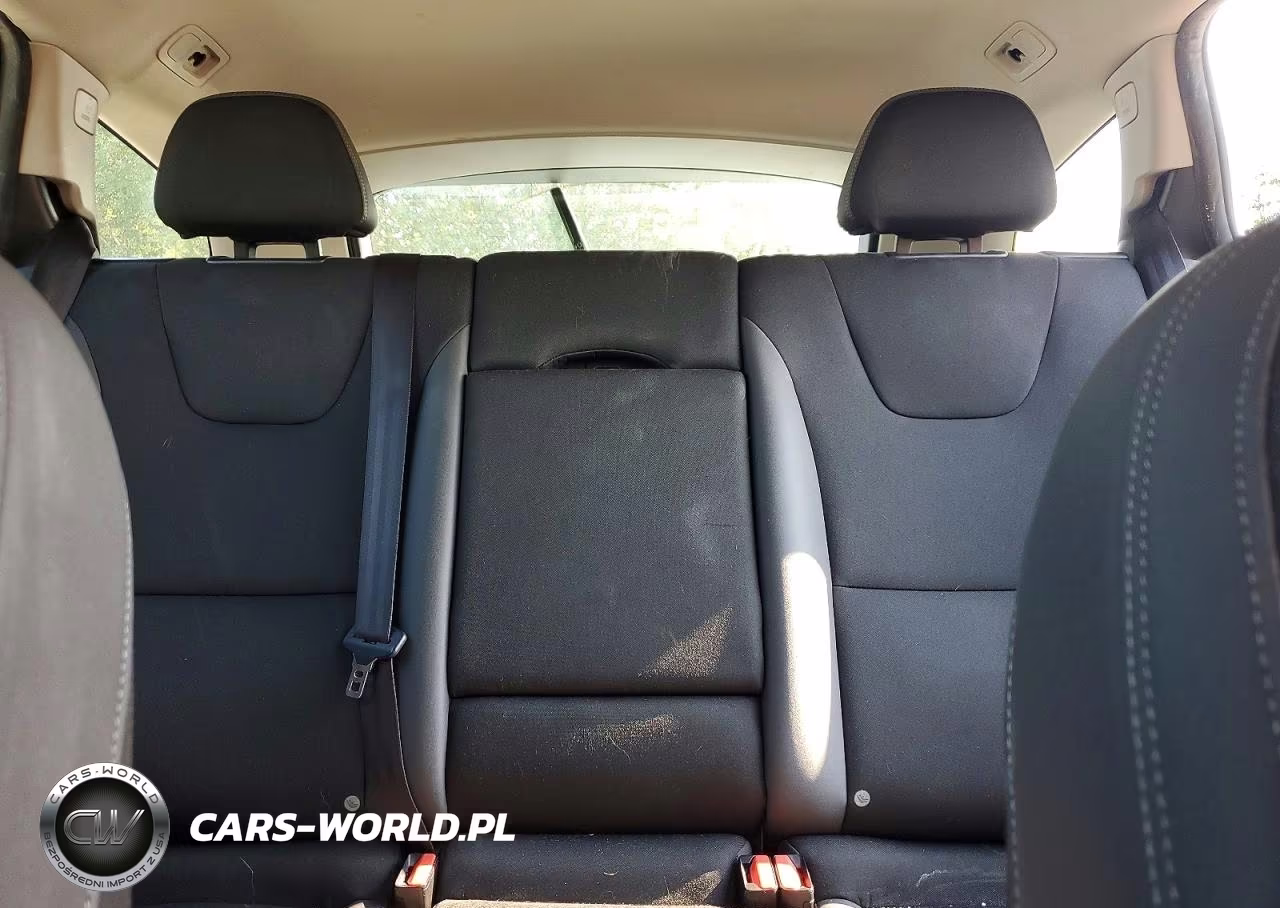 2015 Volvo V60 VIN:YV1612SA8F1202302 - 10