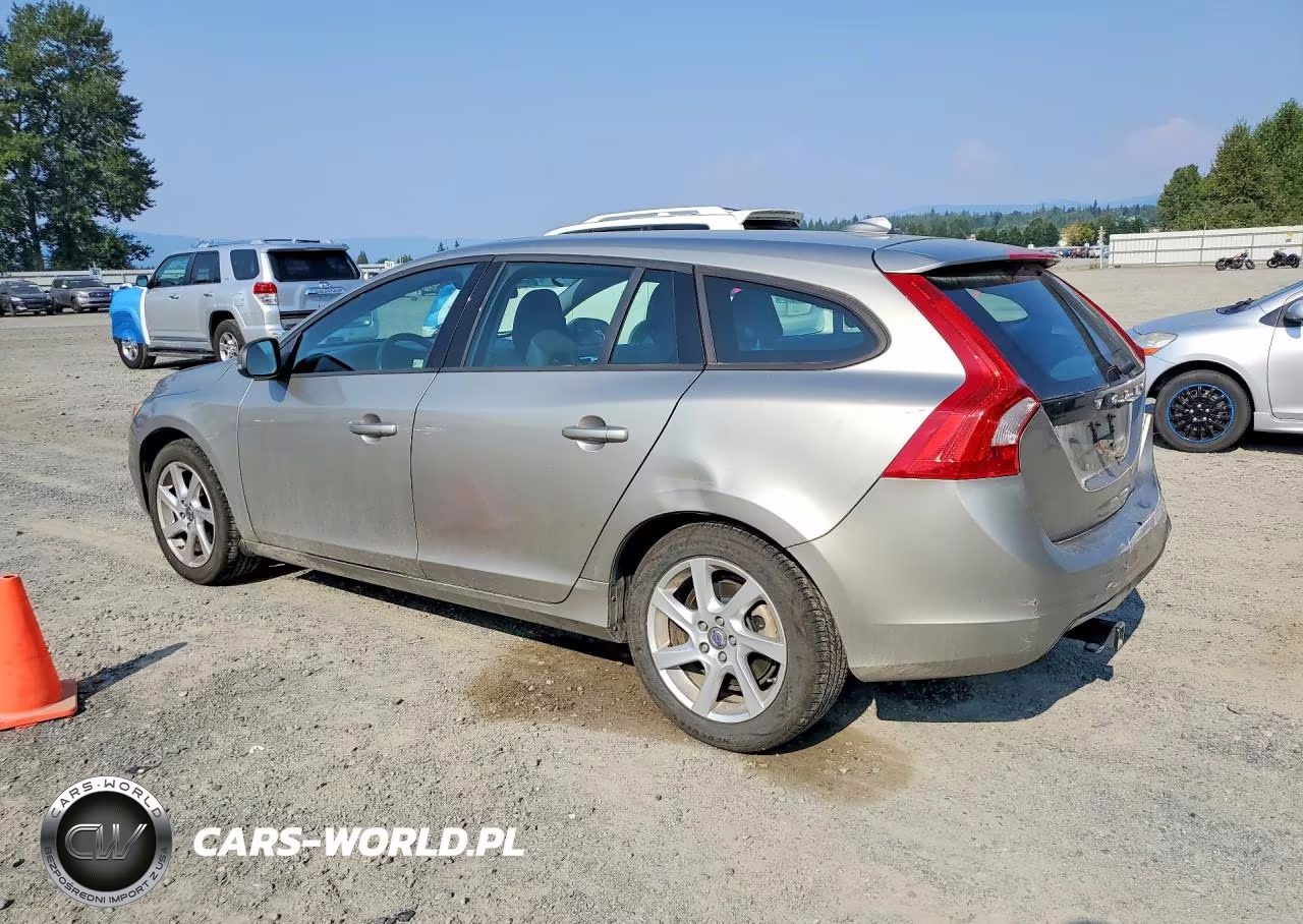 2015 Volvo V60 VIN:YV1612SA8F1202302 - 2