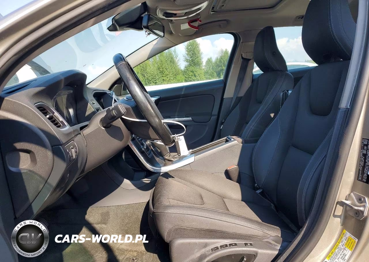 2015 Volvo V60 VIN:YV1612SA8F1202302 - 7