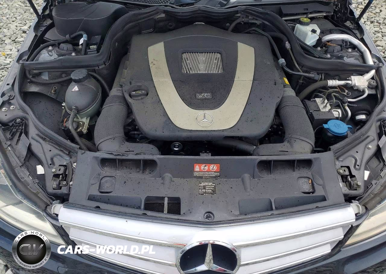 2012 Mercedes-Benz C 300 4Matic VIN:WDDGF8BB0CF857176 - 11